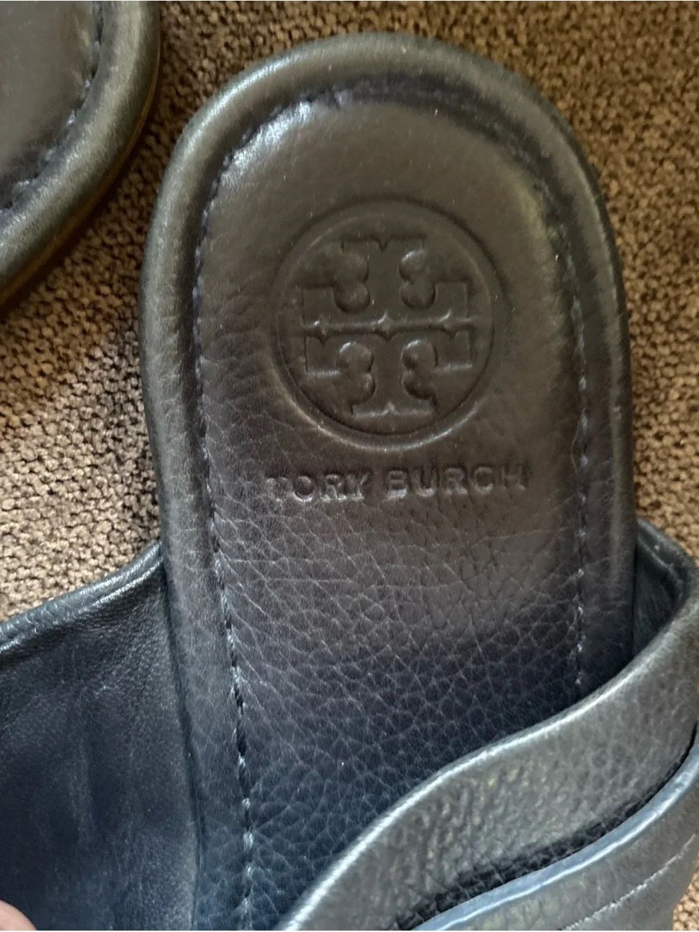 Tory Burch Miller Women's Navy Blue Pebble Leather  Thong Sandals Logo Size 8